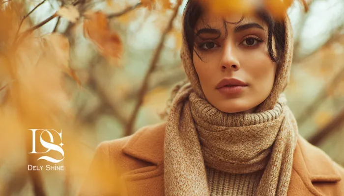 لایه‌پوشی پاییزی شیک با پالت گرم و بافت‌های نرم.